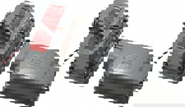 20 Amp, 120 V, SP Tumbler Switch